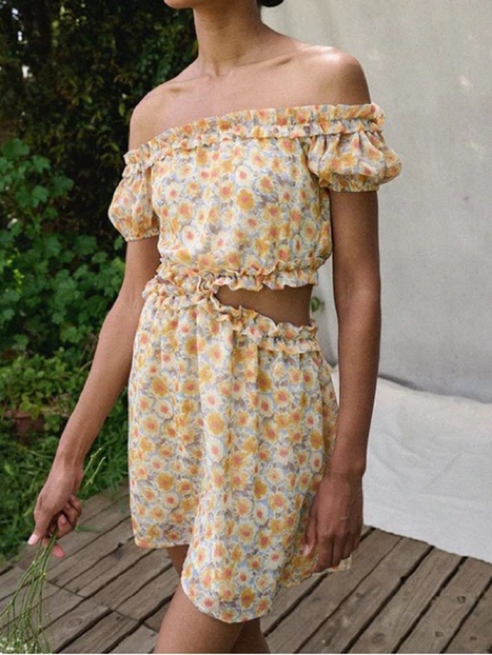 Promesa Floral Off-Shoulder Dress in Yellow and Blue